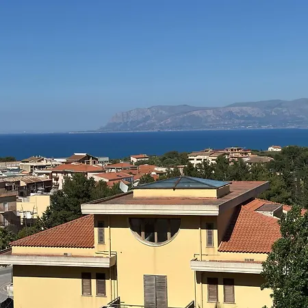 Vista Golfo Apartment